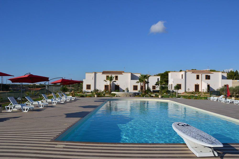 Case Vacanza Torre Lupa مارسالا المظهر الخارجي الصورة