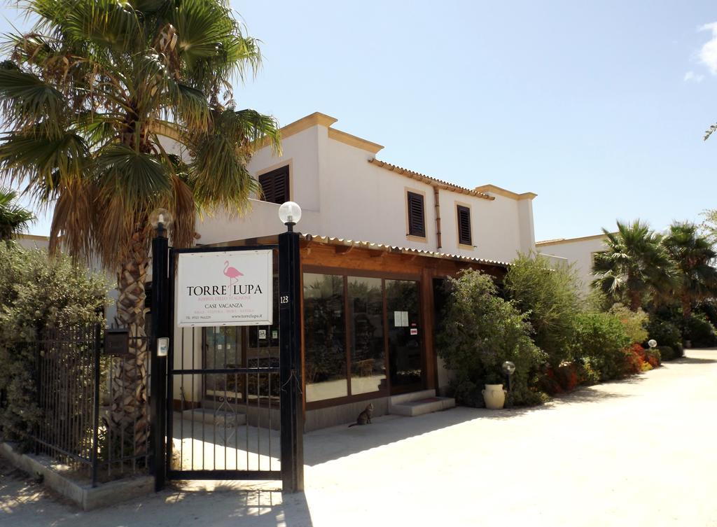 Case Vacanza Torre Lupa مارسالا المظهر الخارجي الصورة